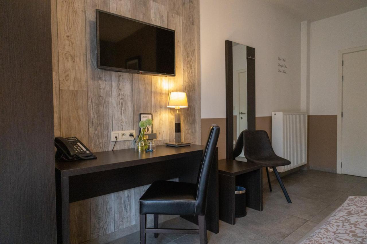 Hotel De Maaskant Maaseik Kültér fotó